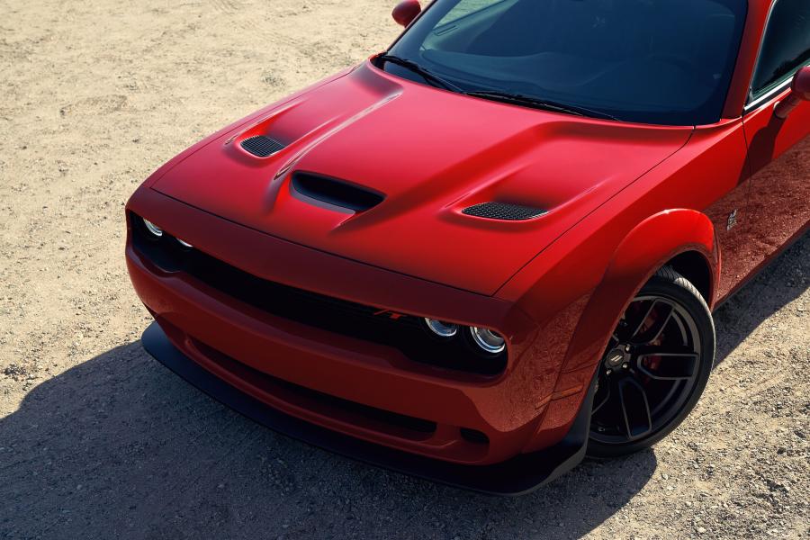 Детали экстерьера Dodge Challenger R/T Scat Pack Widebody (LC) 2018 года  (фото 8 из 48)